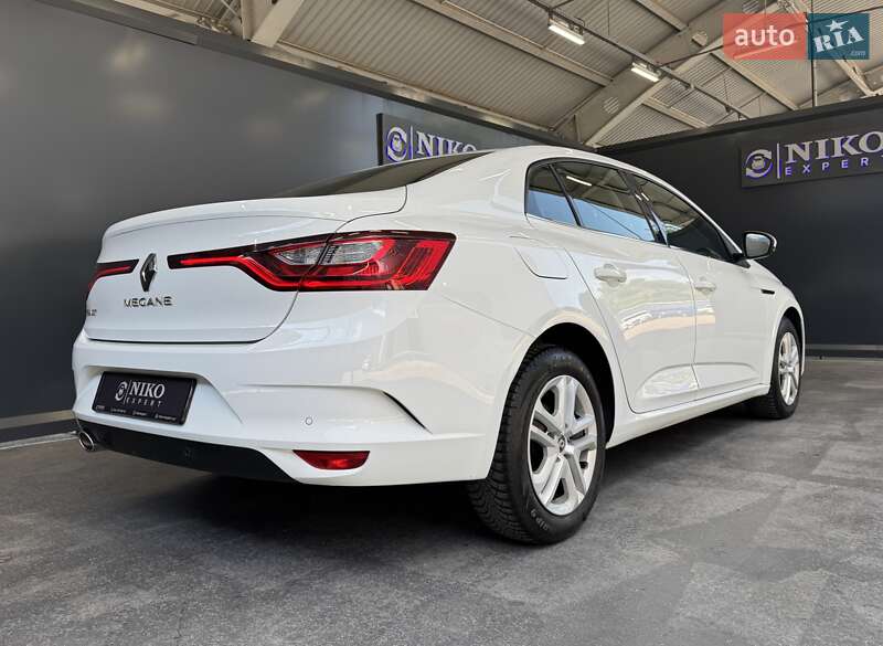 Седан Renault Megane 2018 в Києві