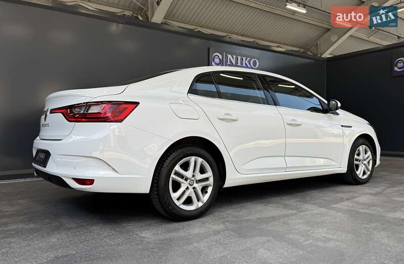 Седан Renault Megane 2018 в Києві