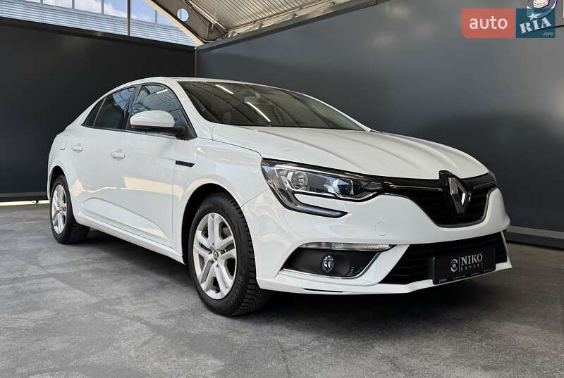 Седан Renault Megane 2018 в Києві