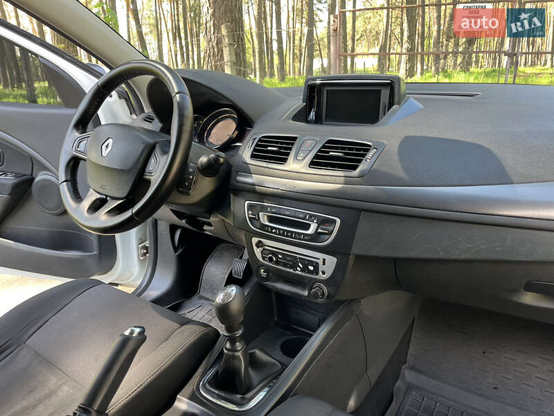 Универсал Renault Megane 2012 в Чернигове фото 22 Универсал Renault Megane 2012 в Чернигове