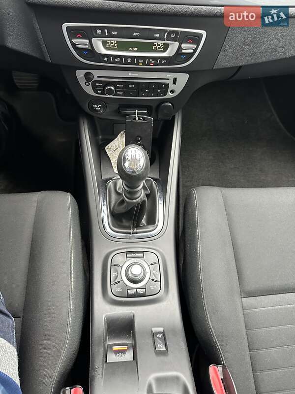 Универсал Renault Megane 2015 в Киеве