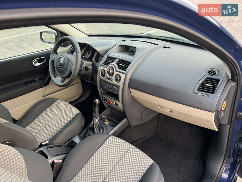 Универсал Renault Megane 2005 в Луцке фото 48 Универсал Renault Megane 2005 в Луцке