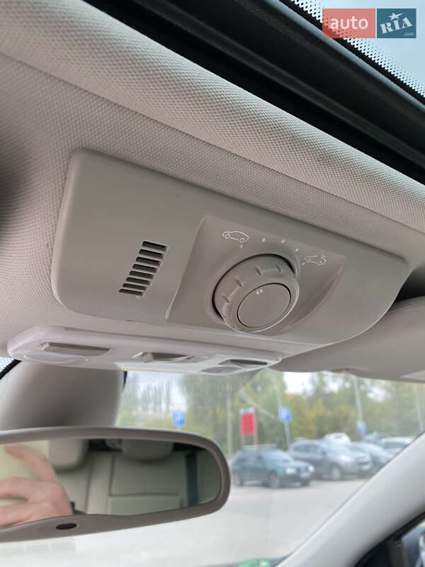 Універсал Renault Megane 2010 в Рівному фото 36 Універсал Renault Megane 2010 в Рівному