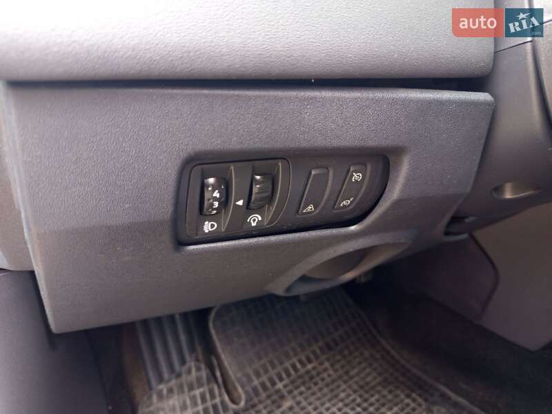 Универсал Renault Megane 2009 в Луцке фото 5 Универсал Renault Megane 2009 в Луцке