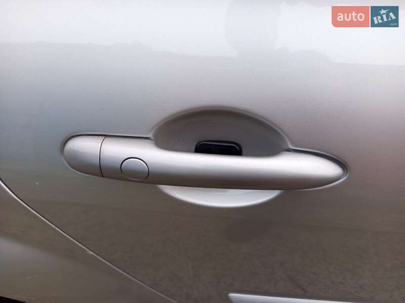 Универсал Renault Megane 2009 в Луцке фото 32 Универсал Renault Megane 2009 в Луцке