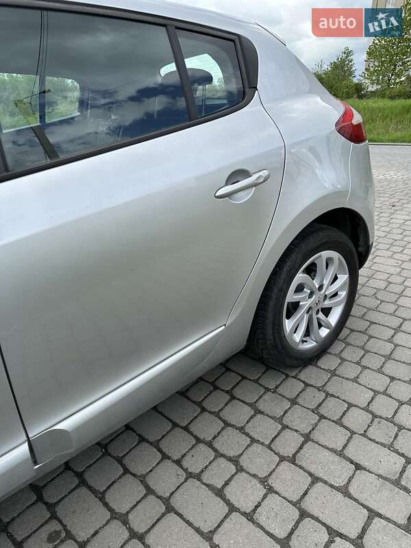 Хетчбек Renault Megane 2013 в Львові фото 9 Хетчбек Renault Megane 2013 в Львові