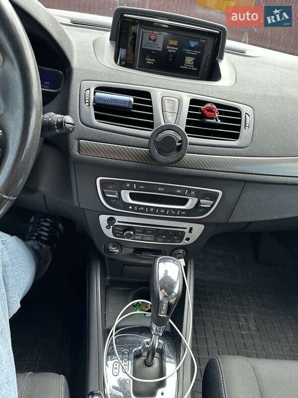 Хетчбек Renault Megane 2013 в Львові фото 13 Хетчбек Renault Megane 2013 в Львові