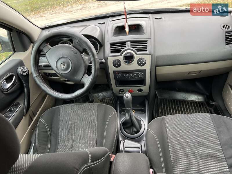 Хэтчбек Renault Megane 2003 в Лебедине