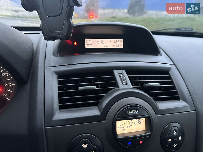 Хэтчбек Renault Megane 2006 в Виннице фото 11 Хэтчбек Renault Megane 2006 в Виннице