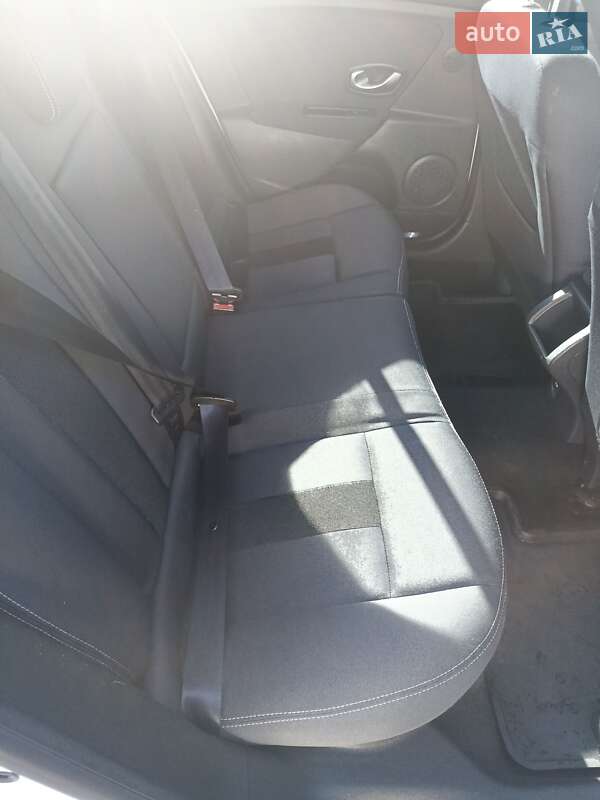 Универсал Renault Megane 2009 в Кременчуге фото 3 Универсал Renault Megane 2009 в Кременчуге