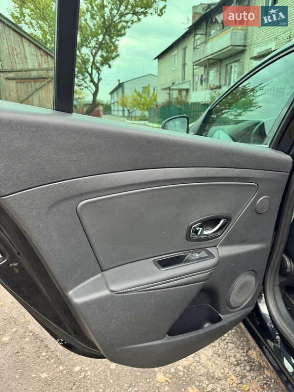 Універсал Renault Megane 2015 в Любомлі