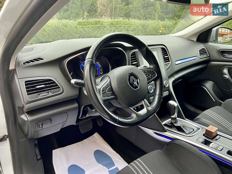 Хэтчбек Renault Megane 2017 в Умани