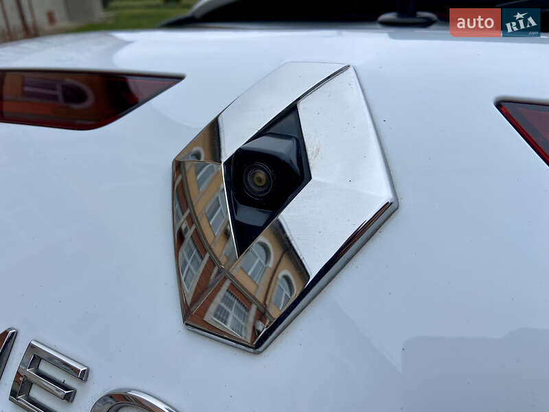 Хэтчбек Renault Megane 2017 в Умани