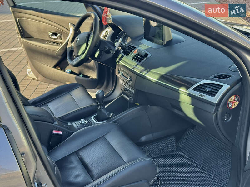 Универсал Renault Megane 2010 в Житомире фото 16 Универсал Renault Megane 2010 в Житомире