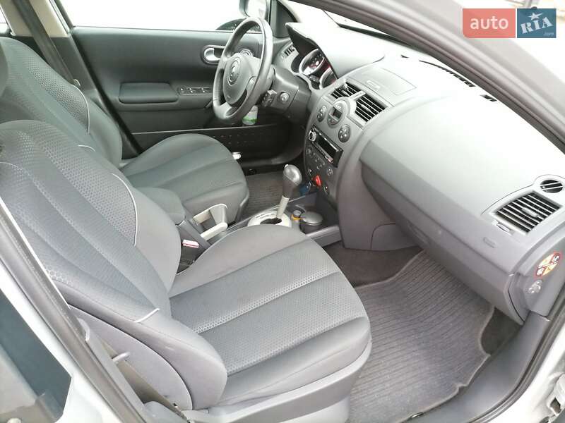 Универсал Renault Megane 2005 в Корсуне-Шевченковском фото 5 Универсал Renault Megane 2005 в Корсуне-Шевченковском