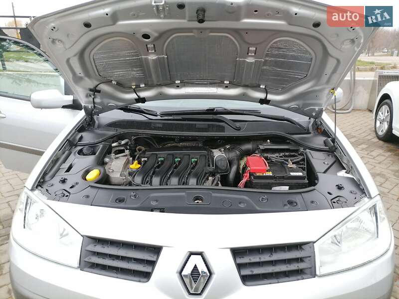 Универсал Renault Megane 2005 в Корсуне-Шевченковском фото 8 Универсал Renault Megane 2005 в Корсуне-Шевченковском