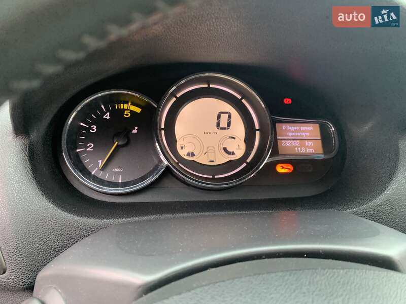 Универсал Renault Megane 2014 в Киеве фото 7 Универсал Renault Megane 2014 в Киеве