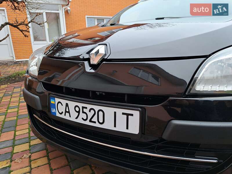 Универсал Renault Megane 2011 в Умани