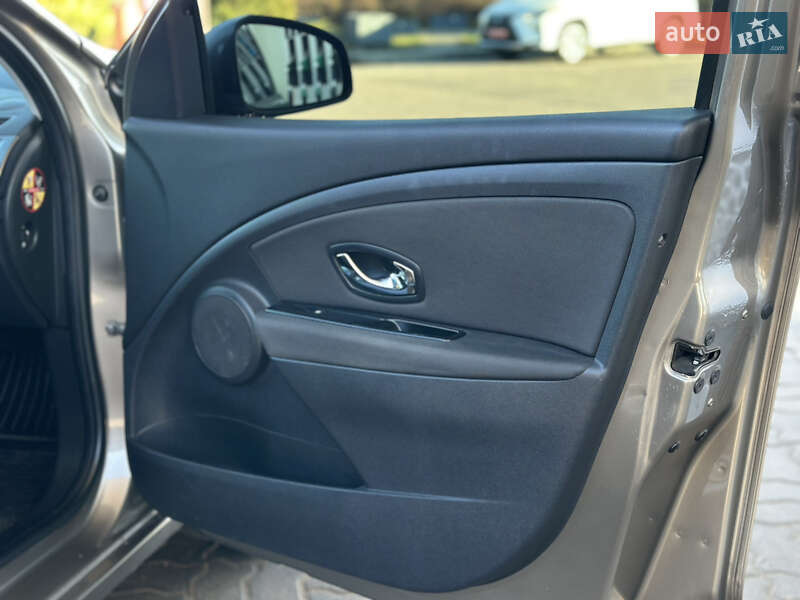 Універсал Renault Megane 2013 в Дрогобичі