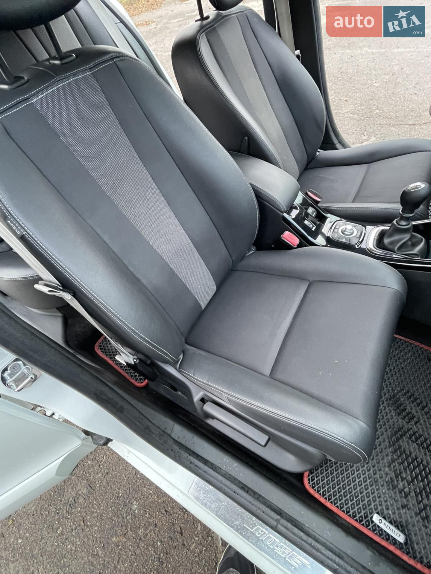 2013 Renault Megane - мініатюра 30
