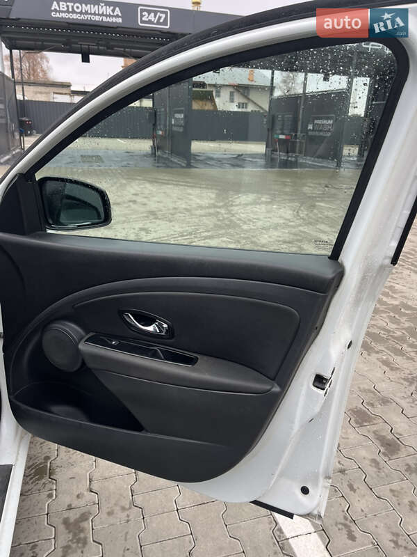 Универсал Renault Megane 2015 в Луцке