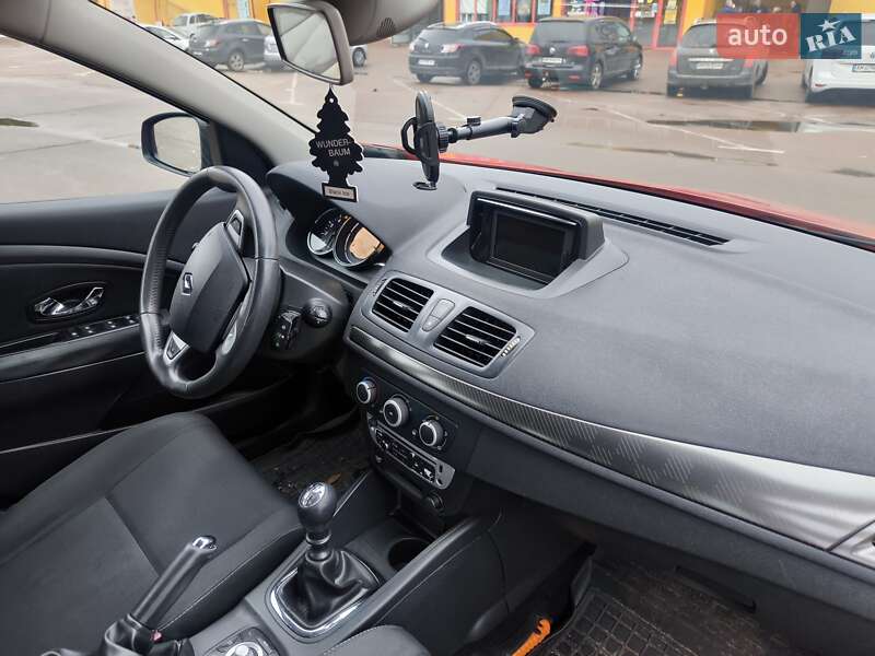 Хэтчбек Renault Megane 2012 в Житомире фото 10 Хэтчбек Renault Megane 2012 в Житомире