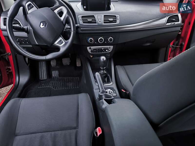 Хэтчбек Renault Megane 2012 в Житомире фото 13 Хэтчбек Renault Megane 2012 в Житомире