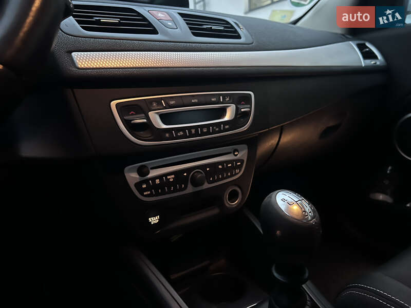 Хэтчбек Renault Megane 2009 в Луцке фото 11 Хэтчбек Renault Megane 2009 в Луцке