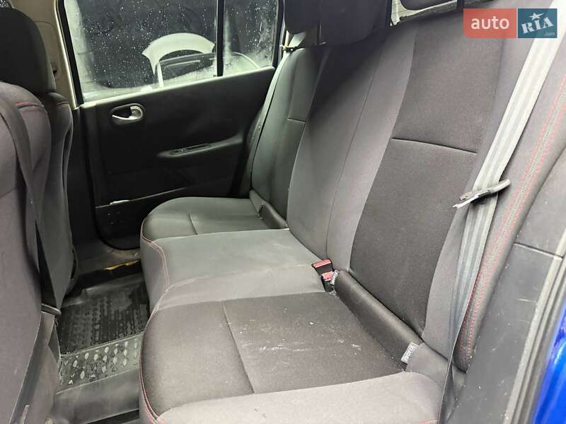 Хэтчбек Renault Megane 2007 в Черновцах фото 12 Хэтчбек Renault Megane 2007 в Черновцах