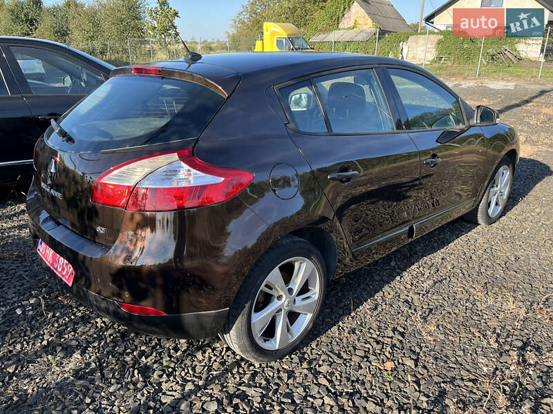 Хэтчбек Renault Megane 2012 в Владимире