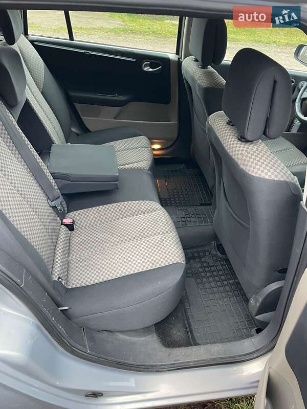 Универсал Renault Megane 2003 в Коростене фото 11 Универсал Renault Megane 2003 в Коростене