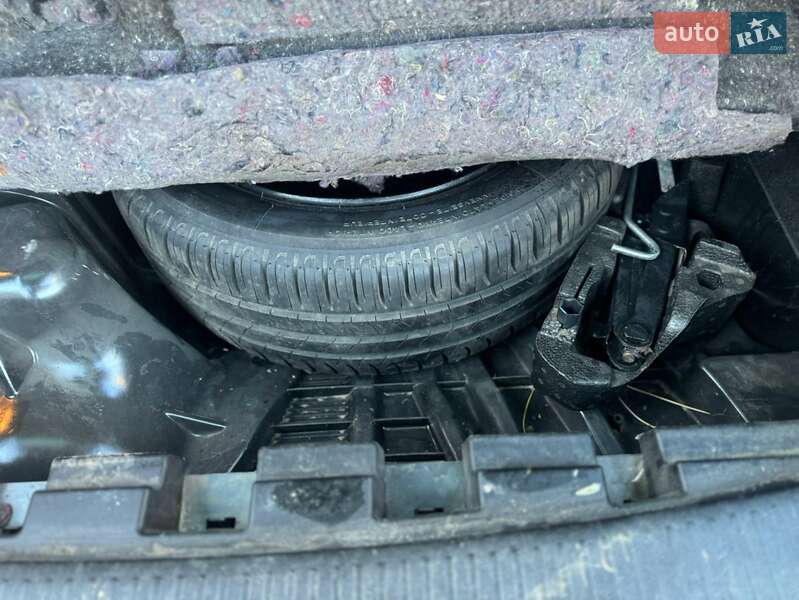 Универсал Renault Megane 2011 в Черновцах