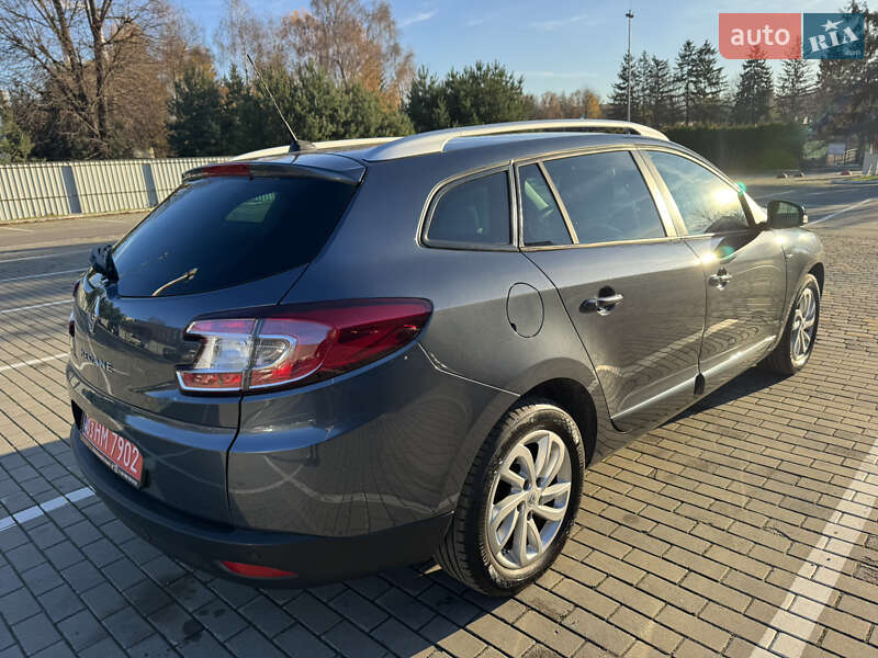 Универсал Renault Megane 2015 в Луцке фото 6 Универсал Renault Megane 2015 в Луцке
