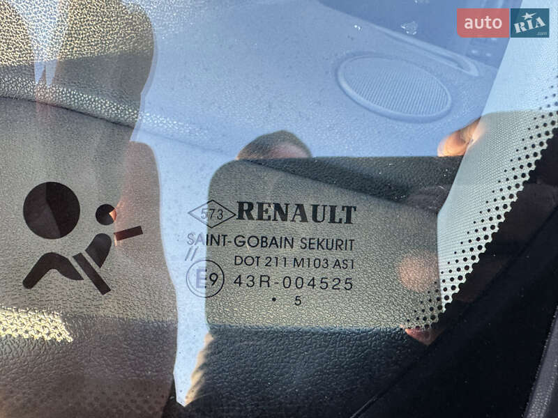 Универсал Renault Megane 2015 в Луцке фото 17 Универсал Renault Megane 2015 в Луцке