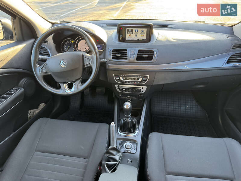 Универсал Renault Megane 2015 в Луцке фото 24 Универсал Renault Megane 2015 в Луцке