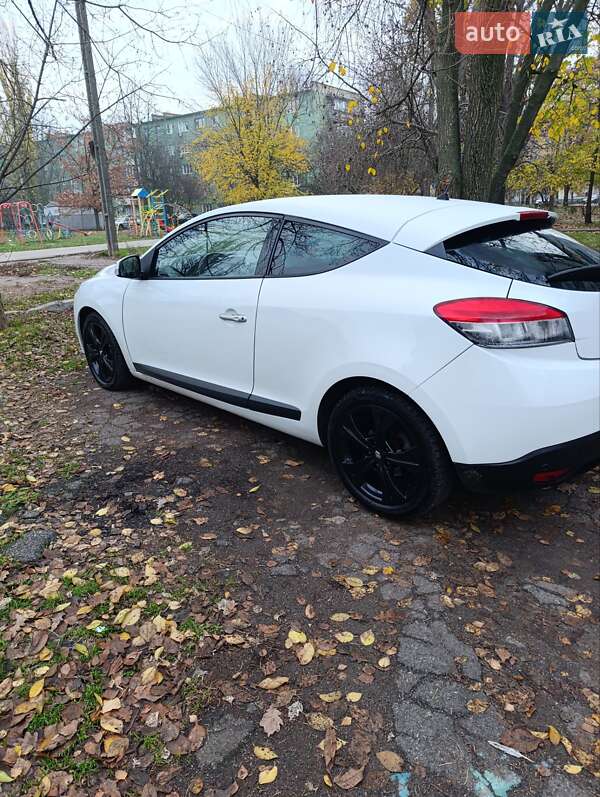Купе Renault Megane 2010 в Никополе фото 6 Купе Renault Megane 2010 в Никополе