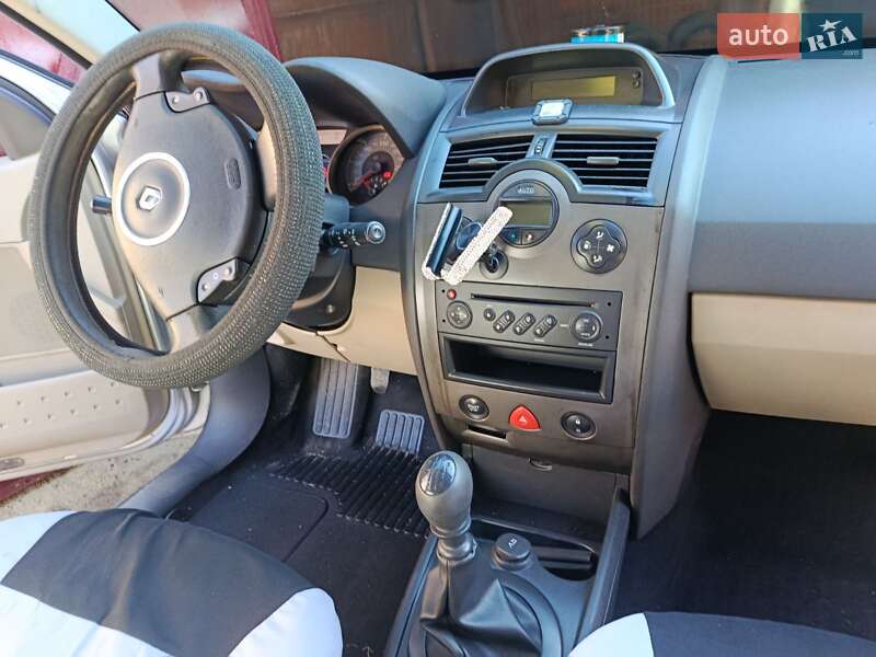 Седан Renault Megane 2007 в Бориславе фото 5 Седан Renault Megane 2007 в Бориславе