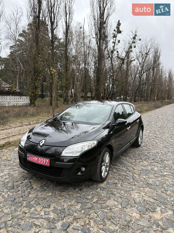 Хэтчбек Renault Megane 2010 в Ахтырке фото 2 Хэтчбек Renault Megane 2010 в Ахтырке