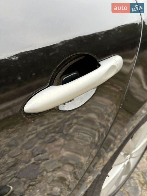 Хэтчбек Renault Megane 2010 в Ахтырке фото 14 Хэтчбек Renault Megane 2010 в Ахтырке