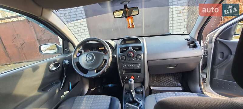 Седан Renault Megane 2006 в Чугуеве фото 13 Седан Renault Megane 2006 в Чугуеве