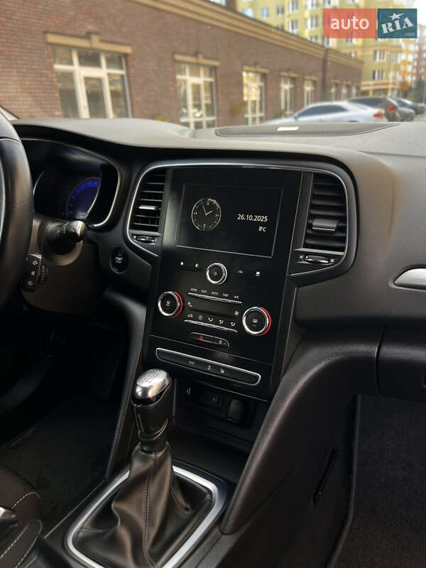 Универсал Renault Megane 2019 в Подольске фото 32 Универсал Renault Megane 2019 в Подольске