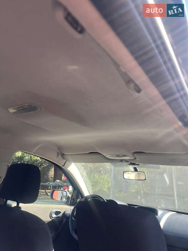 Седан Renault Megane 2004 в Днепре фото 9 Седан Renault Megane 2004 в Днепре