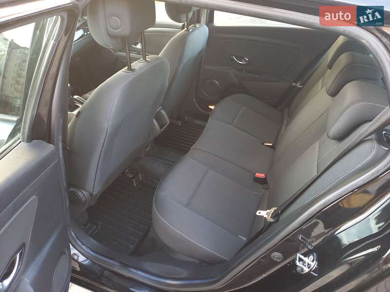 Универсал Renault Megane 2012 в Надворной фото 37 Универсал Renault Megane 2012 в Надворной