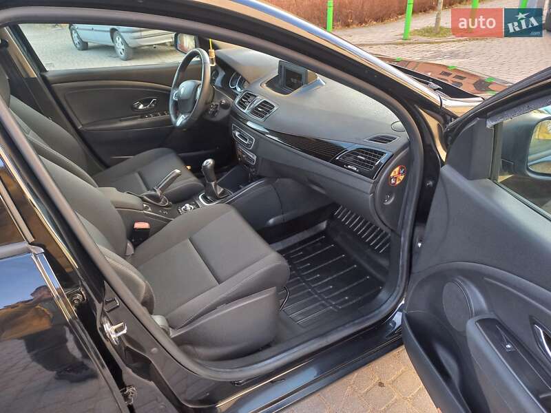 Универсал Renault Megane 2012 в Надворной фото 42 Универсал Renault Megane 2012 в Надворной