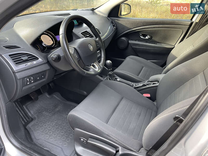 Универсал Renault Megane 2015 в Славуте фото 74 Универсал Renault Megane 2015 в Славуте