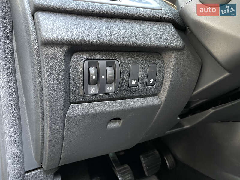 Универсал Renault Megane 2015 в Славуте фото 85 Универсал Renault Megane 2015 в Славуте