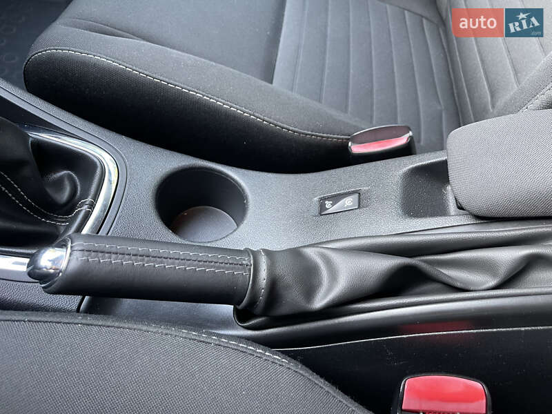 Универсал Renault Megane 2015 в Славуте фото 101 Универсал Renault Megane 2015 в Славуте