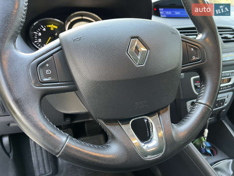 Универсал Renault Megane 2015 в Славуте фото 113 Универсал Renault Megane 2015 в Славуте