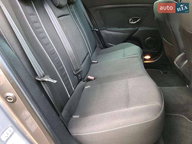 Універсал Renault Megane 2013 в Львові фото 45 Універсал Renault Megane 2013 в Львові
