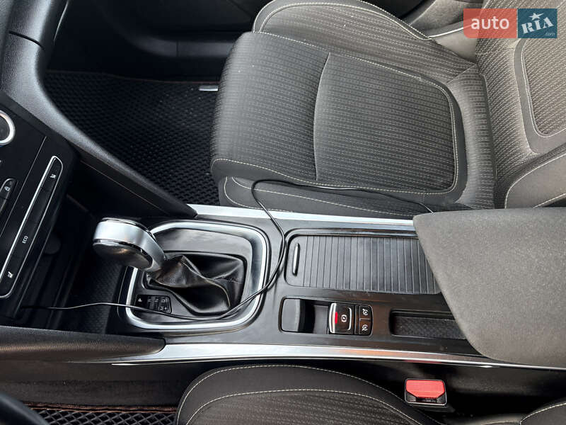 Седан Renault Megane 2017 в Василькові